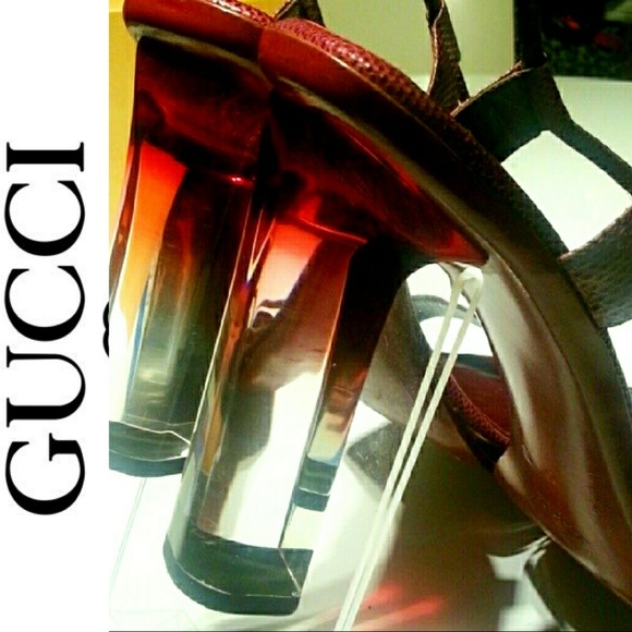 ⭐️ Gucci lucite snakeskin c-thru heels - Picture 3 of 6
